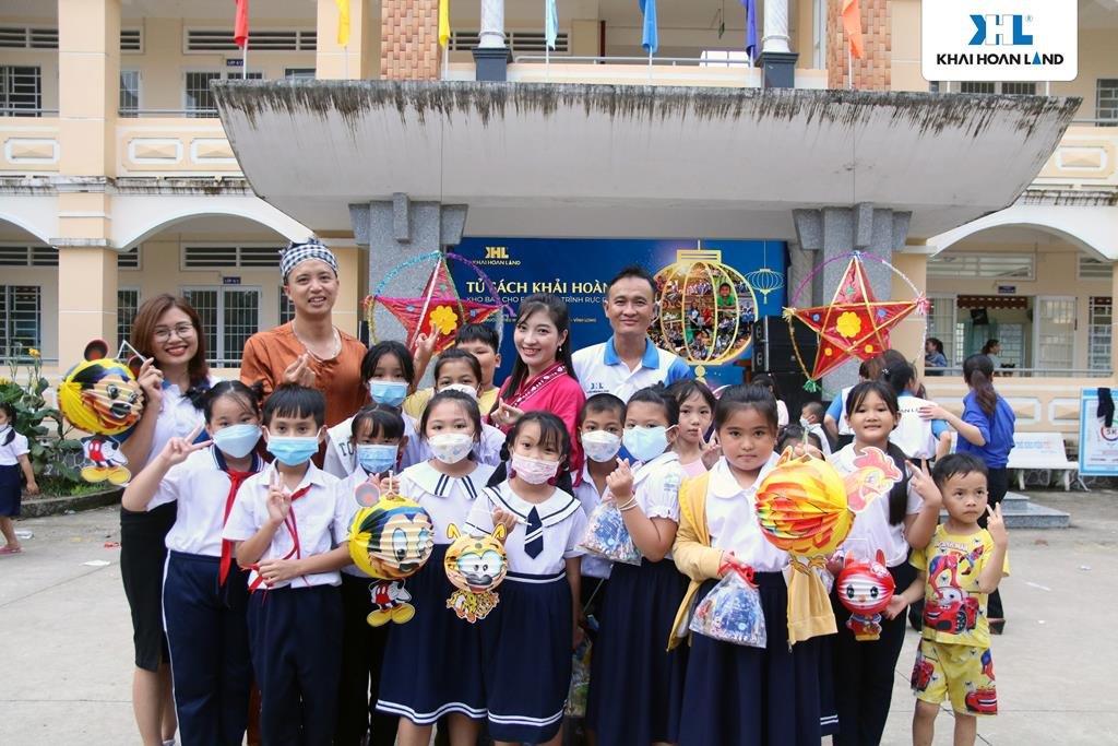 Cùng nhìn lại một số hình ảnh đáng nhớ được Khải Hoàn Land lưu lại trong chuyến đi thiện nguyện ý nghĩa dịp Trung thu 